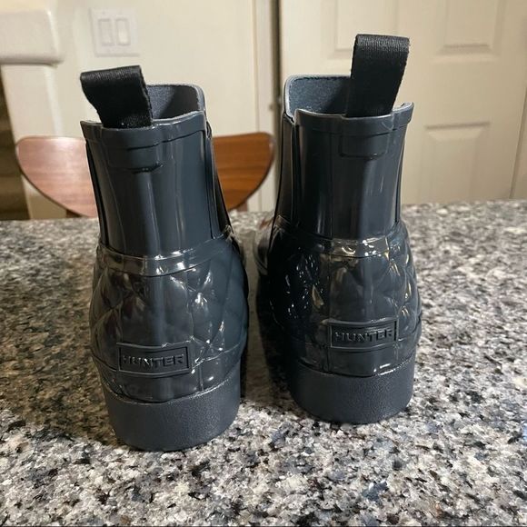 NWOT Hunter Original Refined Quilted Gloss Chelsea Waterproof Boots Dark Slate - Picture 6 of 11